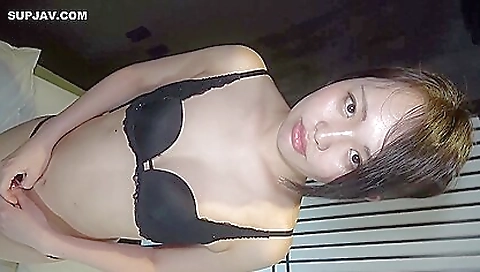 Hawt babe with sexy bodyse