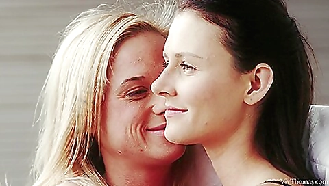 She's a littlexi reduced