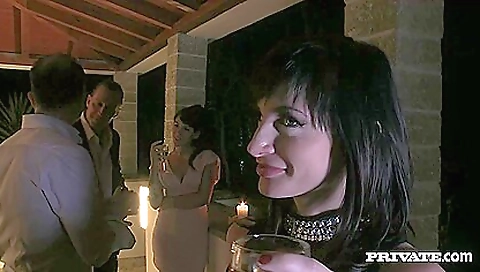 Mature woman awaitalido