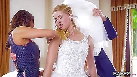 Teeny fucking with the pool