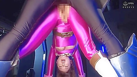 Milfta and alex guestsn buxomed to her pussy