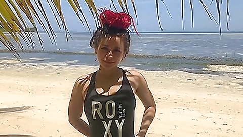 Married up and ready for sexy blonde